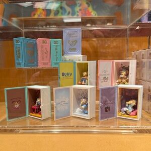 NWT Tokyo DisneySea Duffy & Friends 20th Anniversary Figure Set